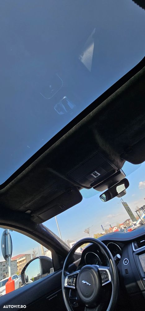 Jaguar E-Pace D180 AWD Aut. R-Dynamic S - 10