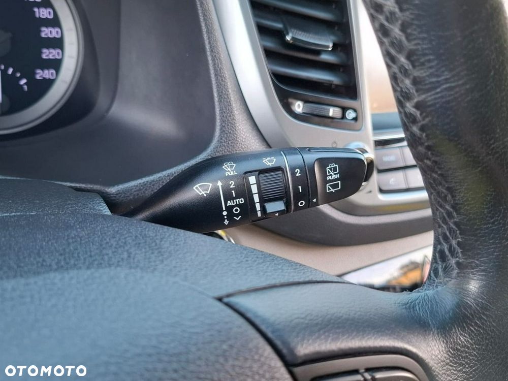 Hyundai Tucson 1.7 CRDI BlueDrive Comfort 2WD DCT - 27