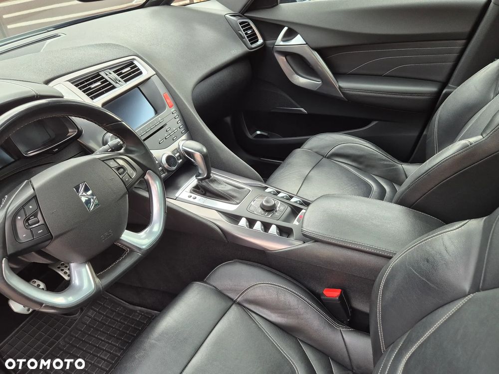 Citroën DS5 BlueHDi 180 Business - 12