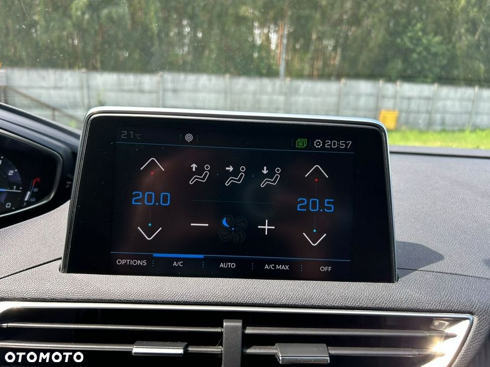 Peugeot 3008 - 17