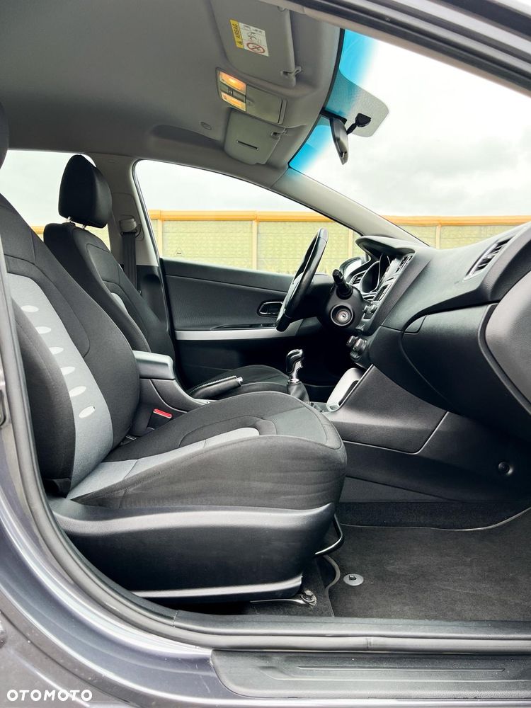Kia Ceed 1.6 GDI Vision - 7