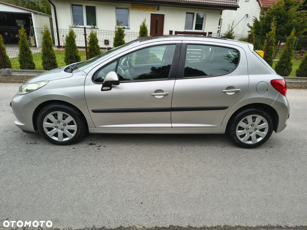 Peugeot 207 1.4 16V Presence - 14