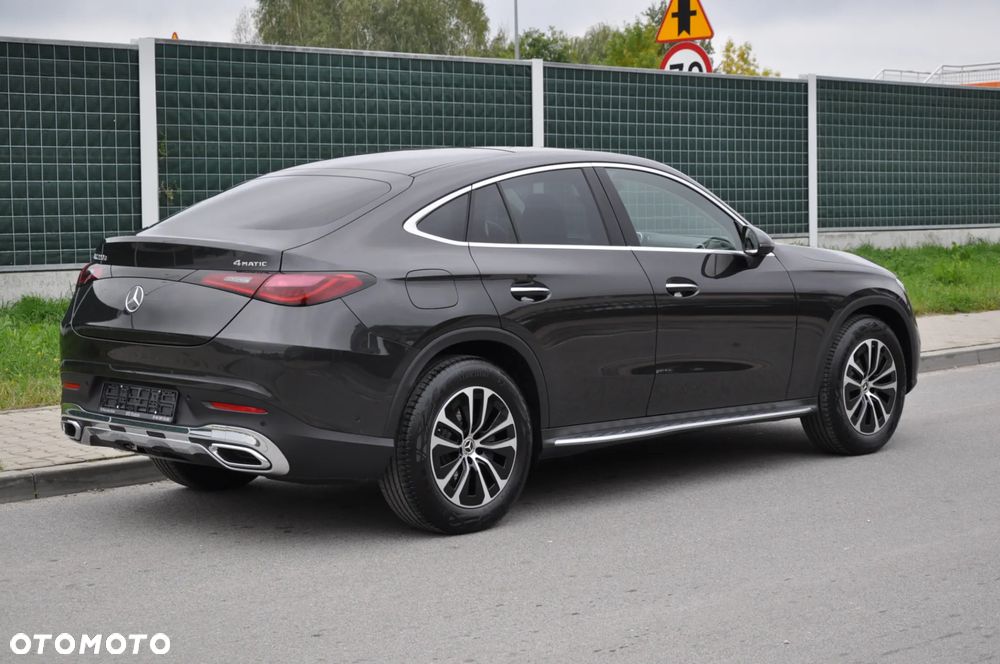 Mercedes-Benz GLC - 12