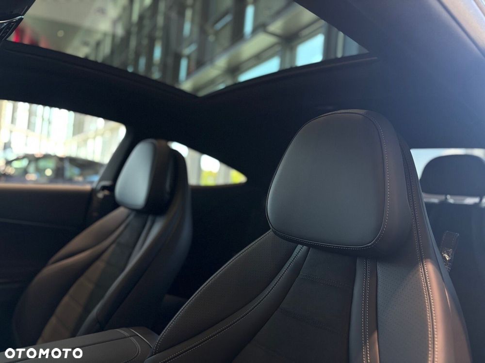 Mercedes-Benz CLE - 12