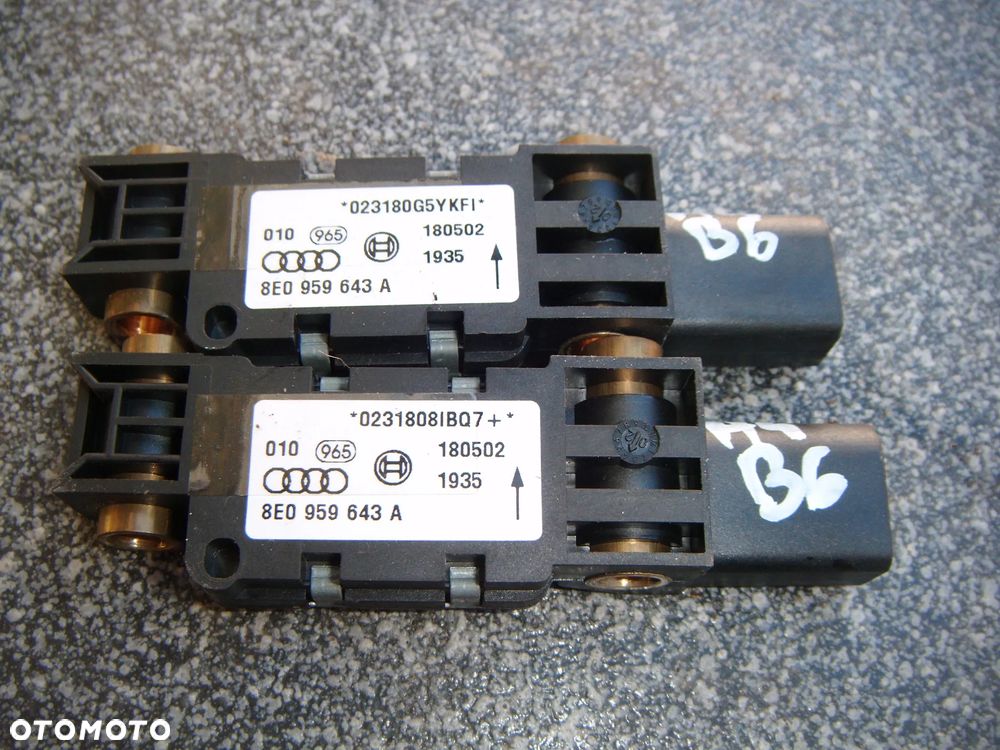audi a4 b6  czujnik uderzenia bocznego  8e0959643a - 1