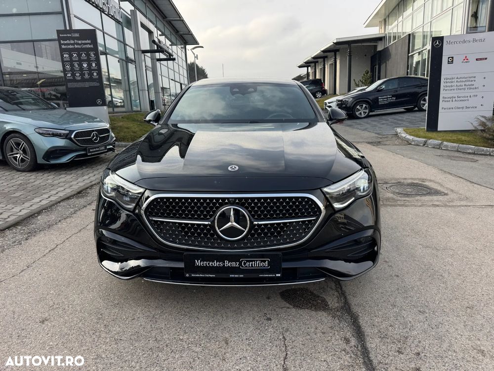Mercedes-Benz E 200 4MATIC 9G-TRONIC AMG Line NIGHT Edition - 18