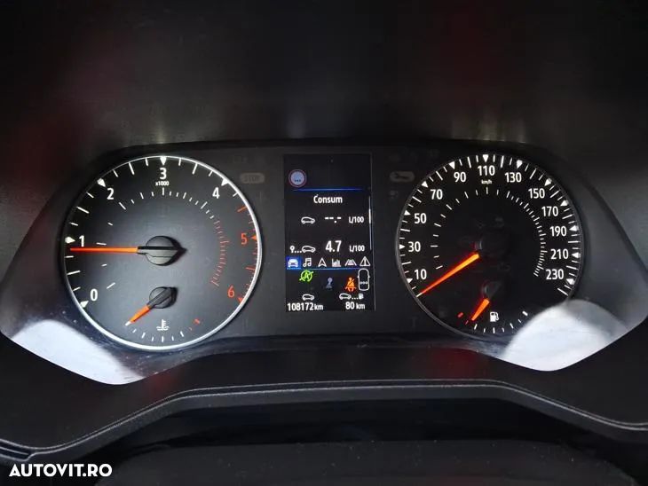 Renault Clio BLUE dCi 100 BUSINESS EDITION - 11