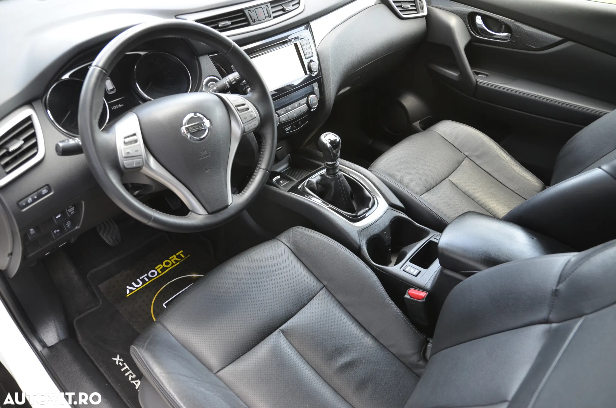Nissan X-Trail 1.6 dCi Tekna - 9