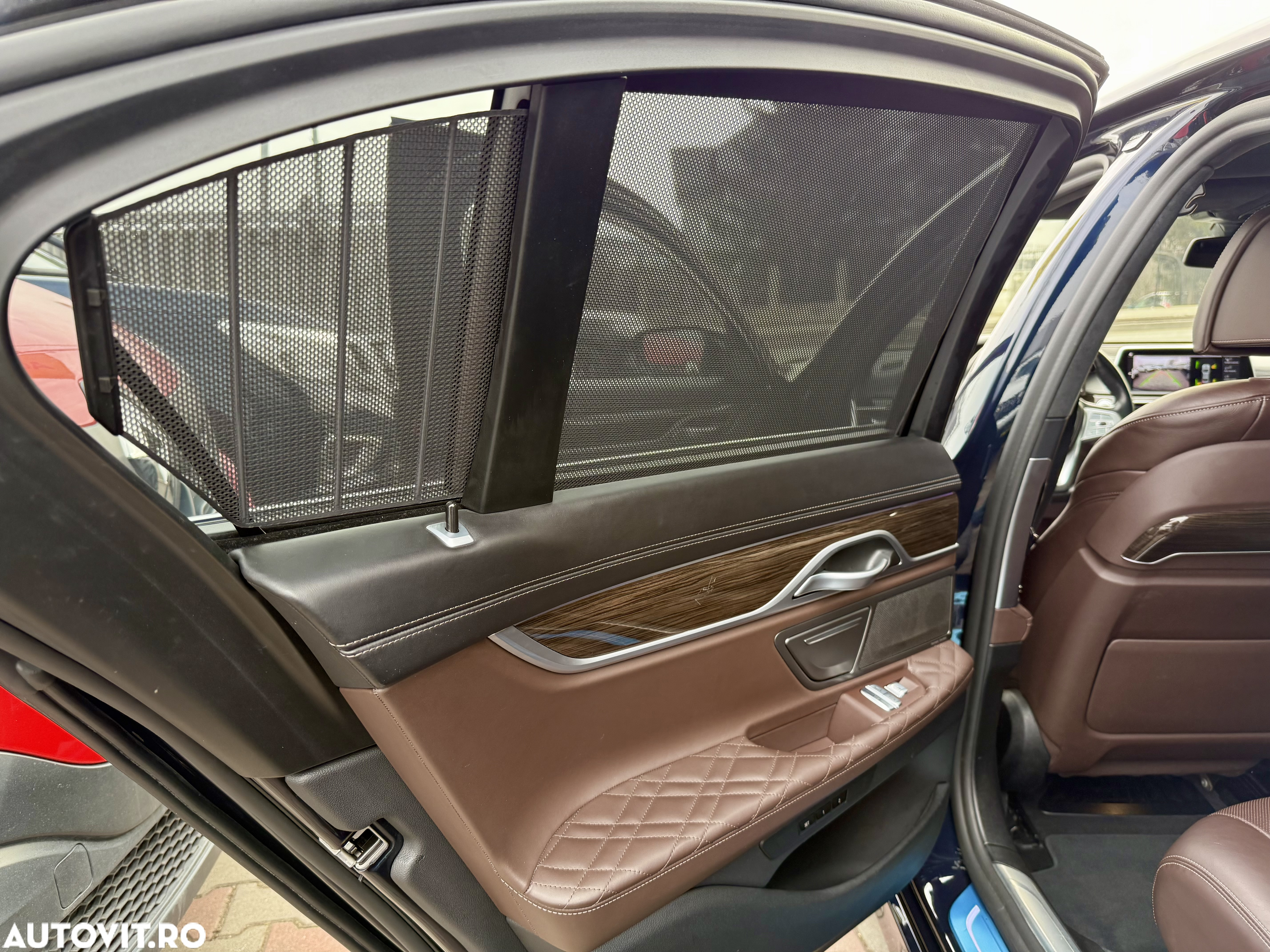 BMW Seria 7 730d xDrive - 26