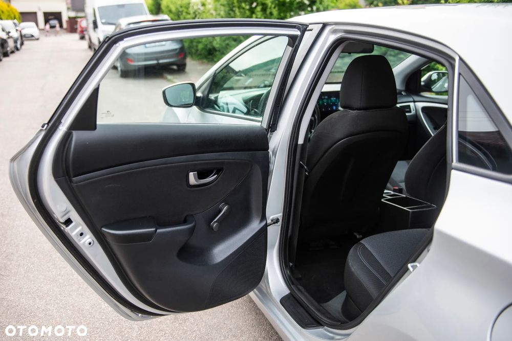 Hyundai i30 1.4 Advantage - 27