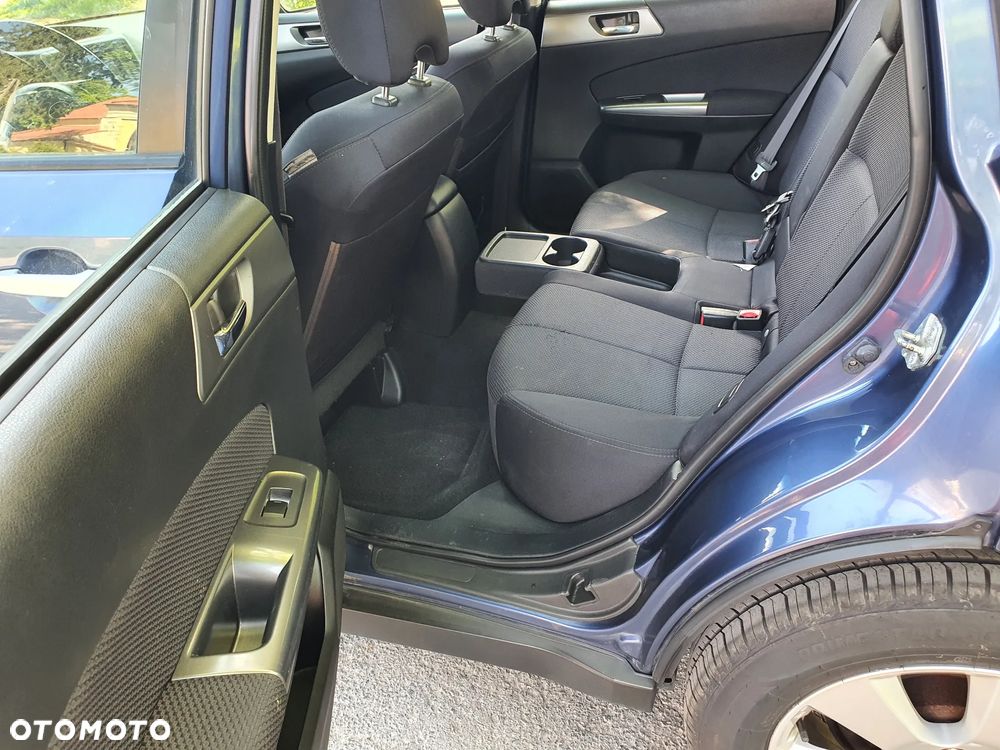 Subaru Forester 2.0D VR 000 Euro5 - 16