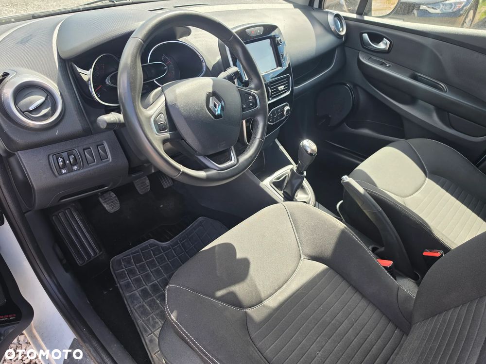 Renault Clio 1.2 16V Limited - 10