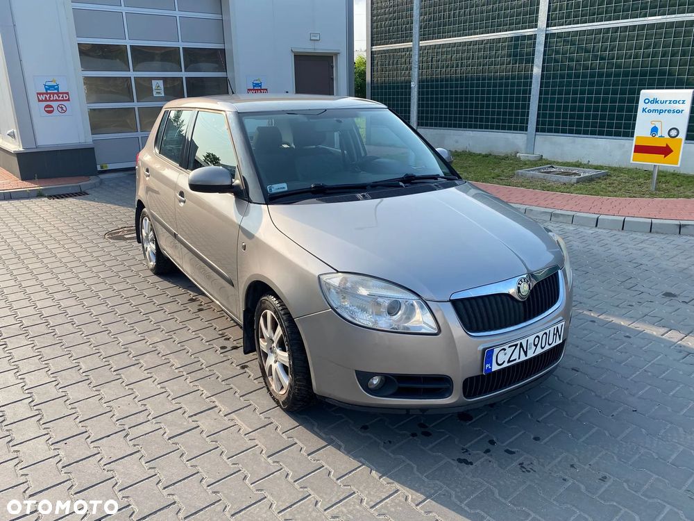 Skoda Fabia - 4