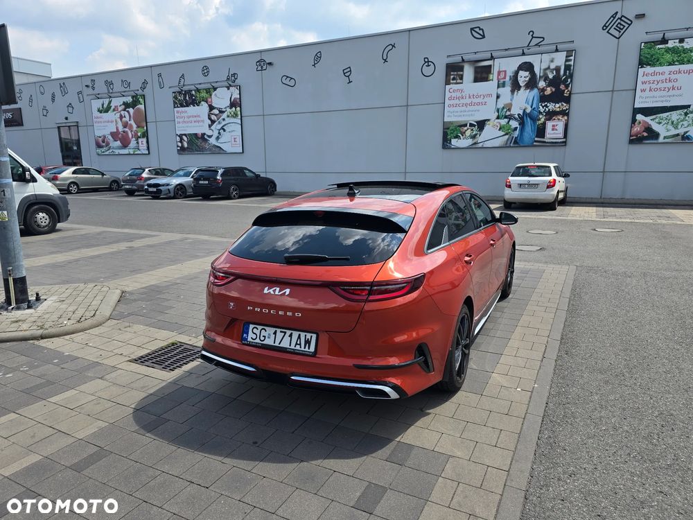 Kia ProCeed - 2