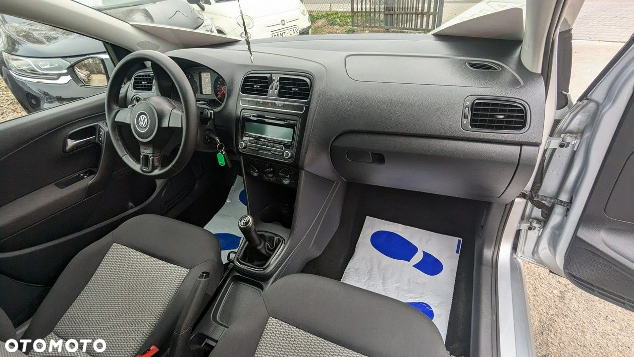 Volkswagen Polo - 12
