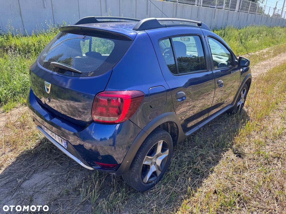 Dacia Sandero Stepway TCe 90 (S&S) Celebration - 9