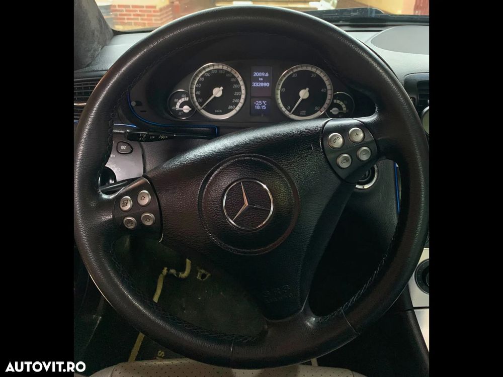 Mercedes-Benz C - 22