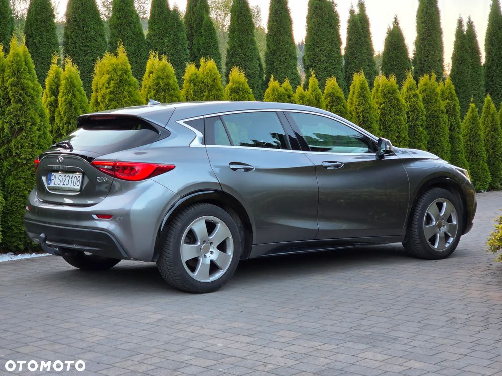 Infiniti Q30 1.5d Business Executive 7DCT - 4