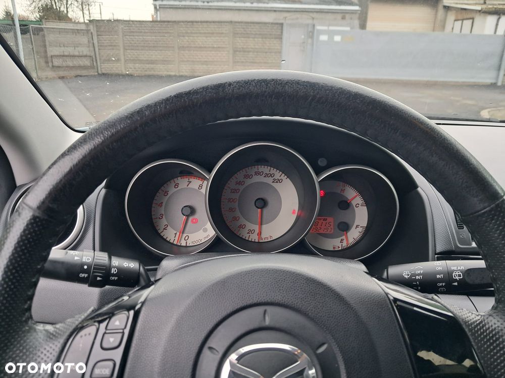 Mazda 3 1.6 Sport Active Plus - 15