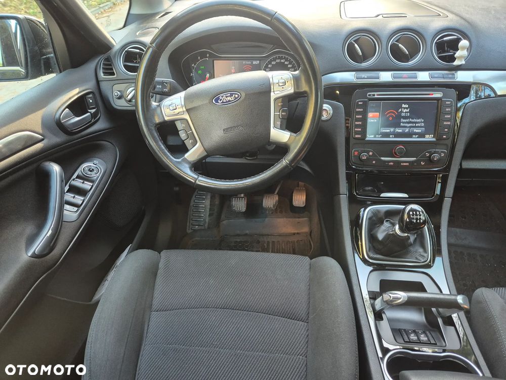Ford S-Max - 7