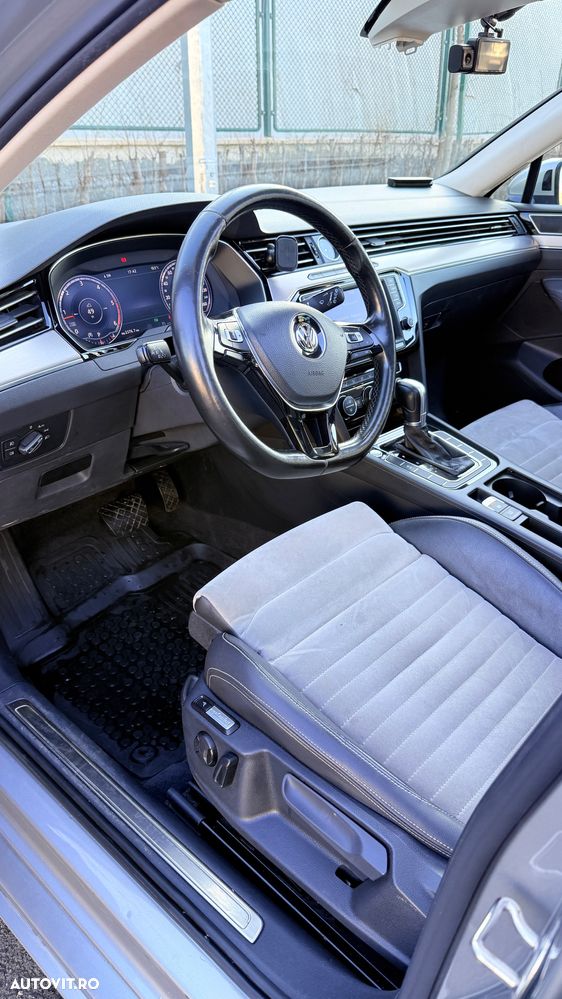 Volkswagen Passat 2.0 TDI DSG Comfortline - 6