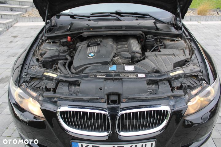 BMW Seria 3 330 Ci Edition Sport - 15