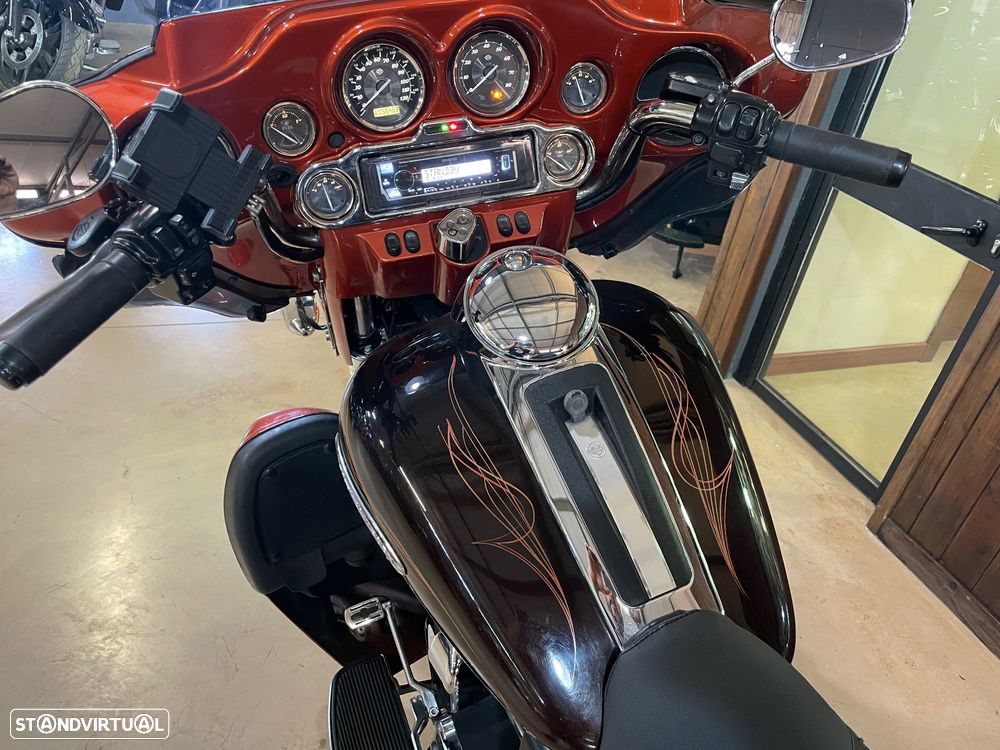 Harley-Davidson Electra Glide Ultra Classic - 10