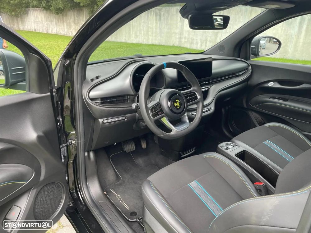 Abarth 500e C Turismo - 10