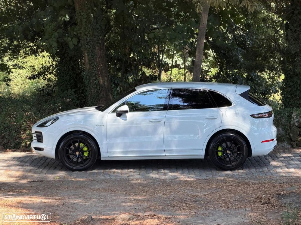Porsche Cayenne E-Hybrid - 11