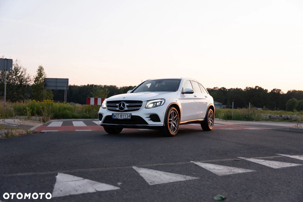 Mercedes-Benz GLC - 4