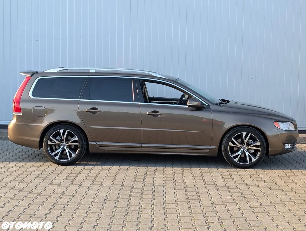 Volvo V70 D3 Drive-E Dynamic Summum - 1