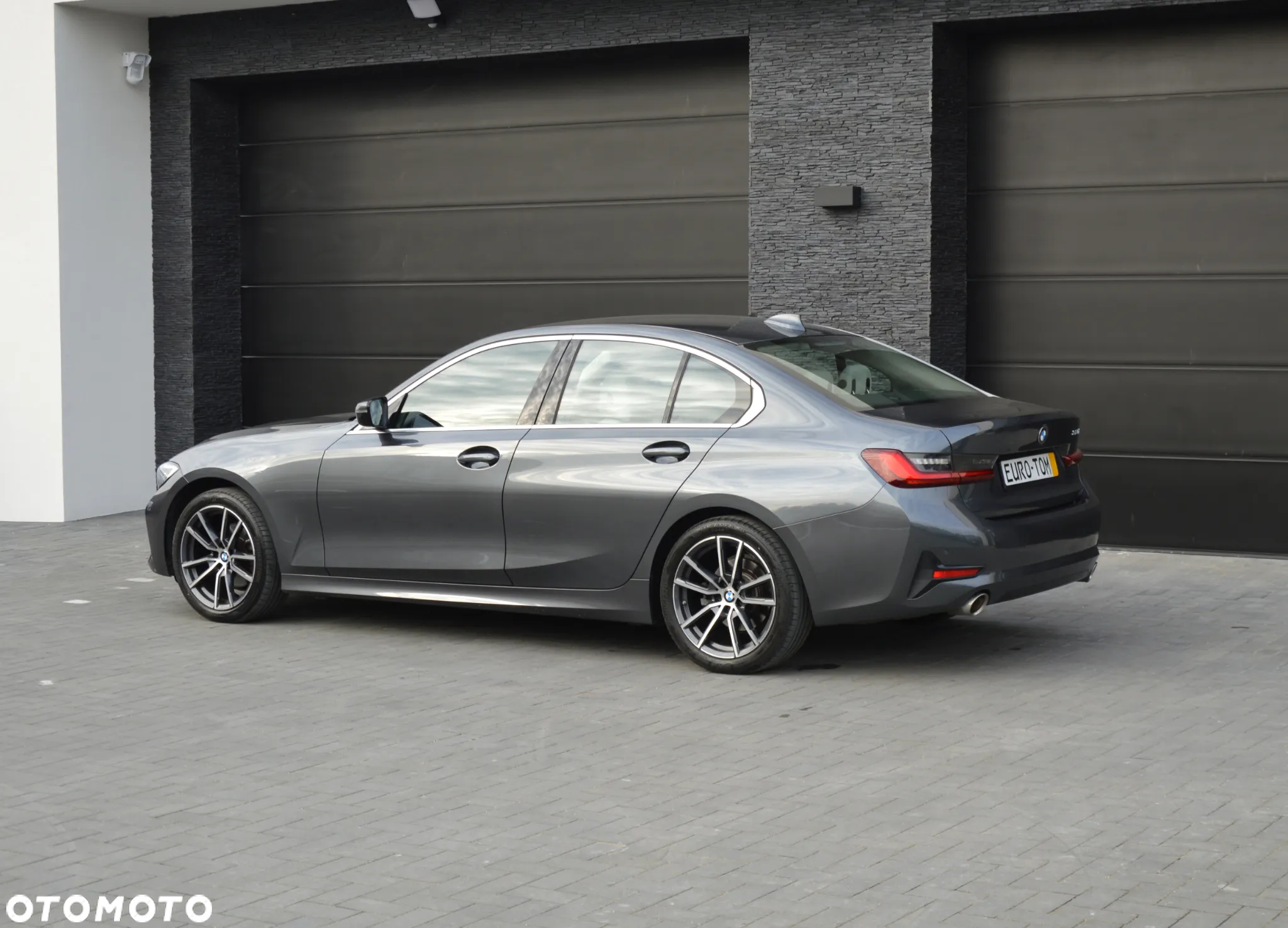 BMW Seria 3 320i Sport Line - 3