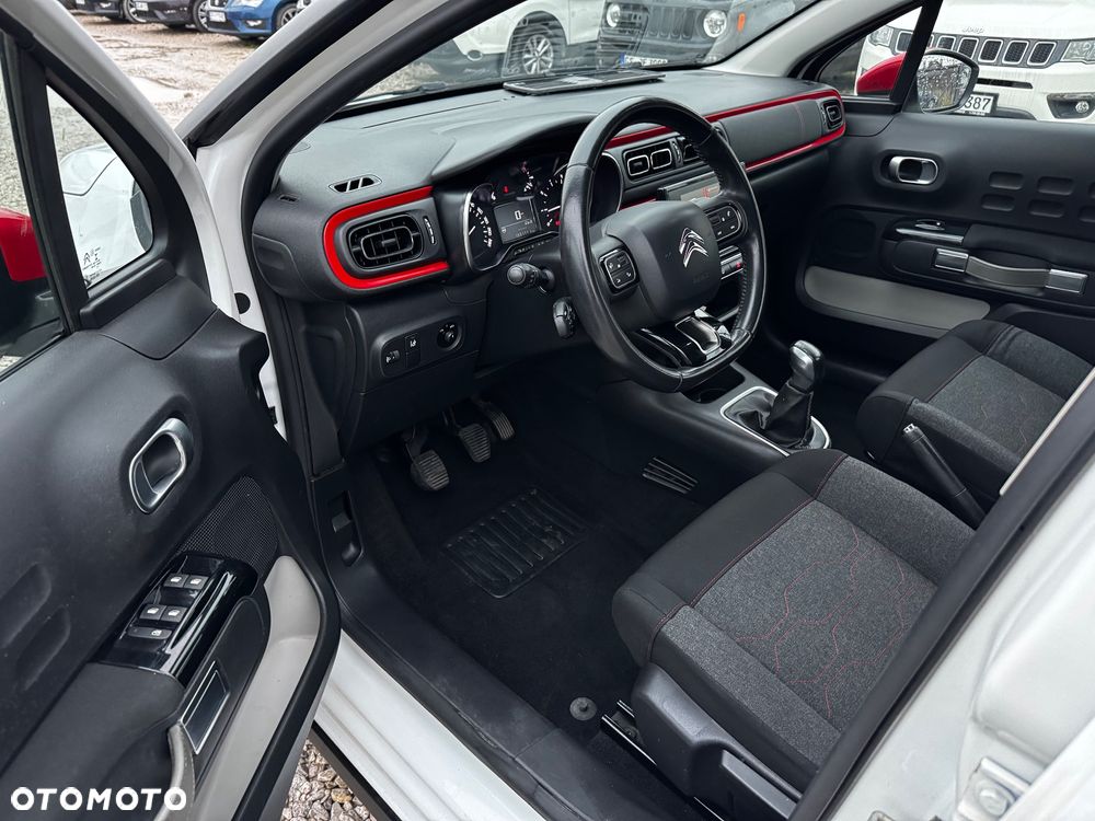 Citroën C3 1.2 PureTech GPF Shine - 22