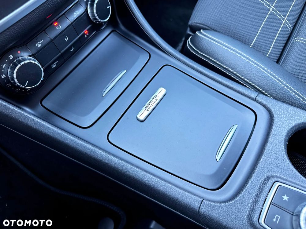 Mercedes-Benz CLA - 31