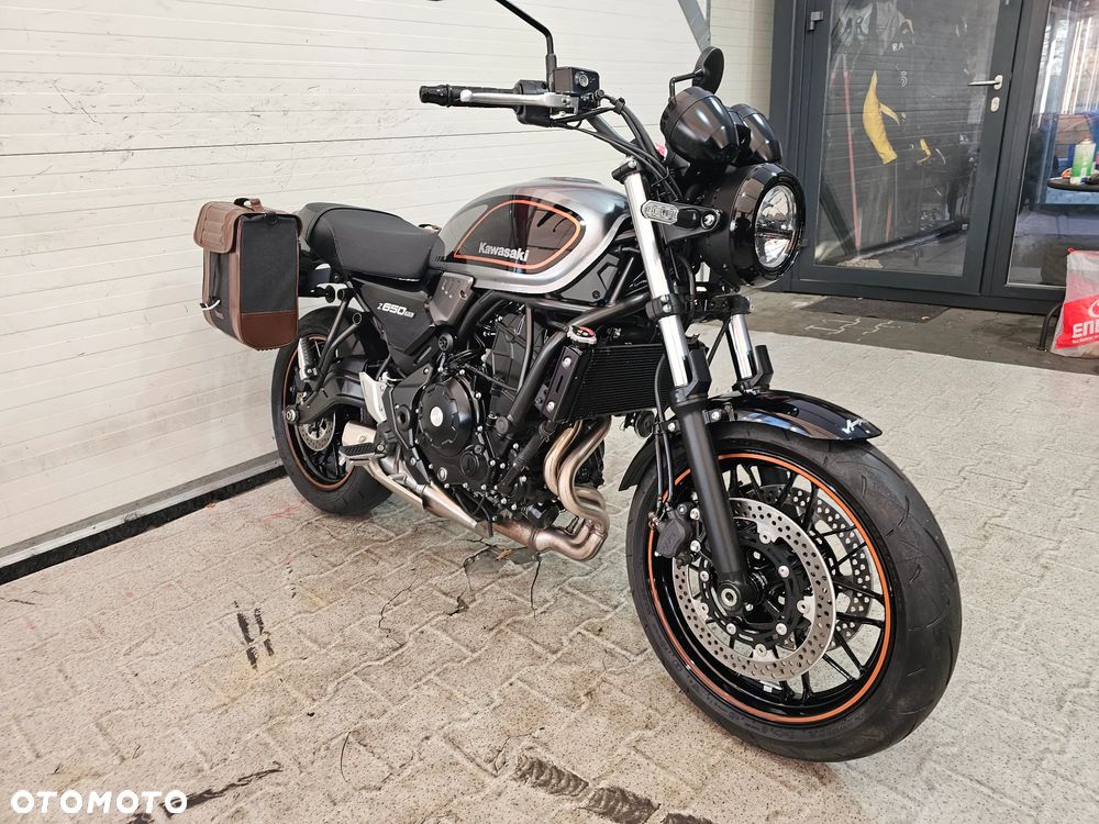 Kawasaki Z 650 RS - 16