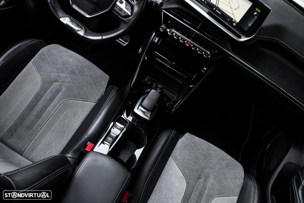 Peugeot e-2008 GT - 37