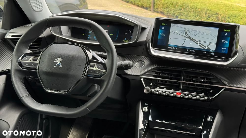 Peugeot 2008 e-2008 Allure Pack - 17