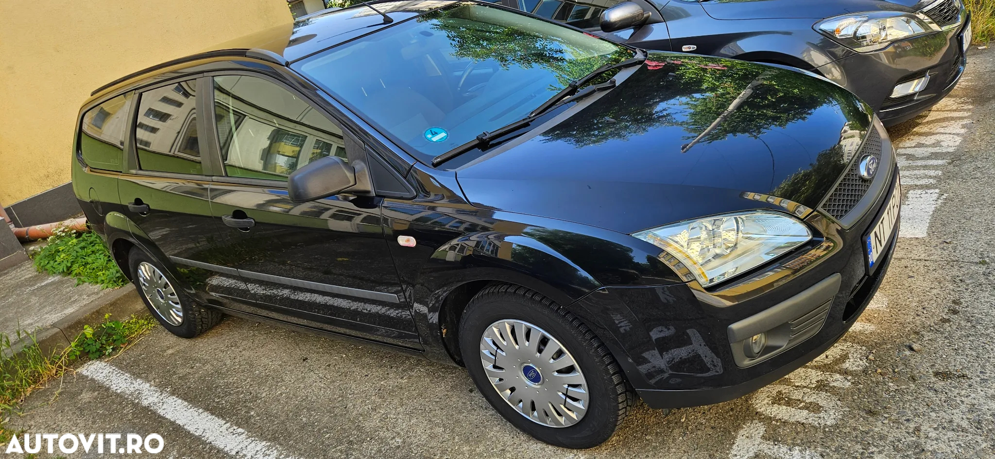 Ford Focus Wagon 1.6i Comfort - 2
