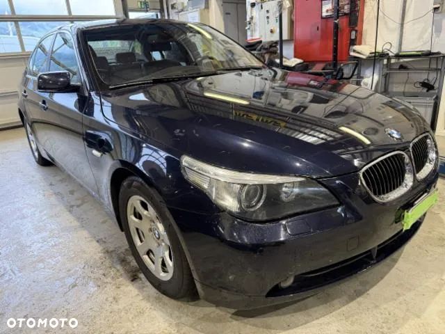 BMW Seria 5 523i - 3