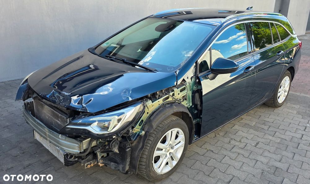 Opel Astra 1.4 Turbo Business - 2