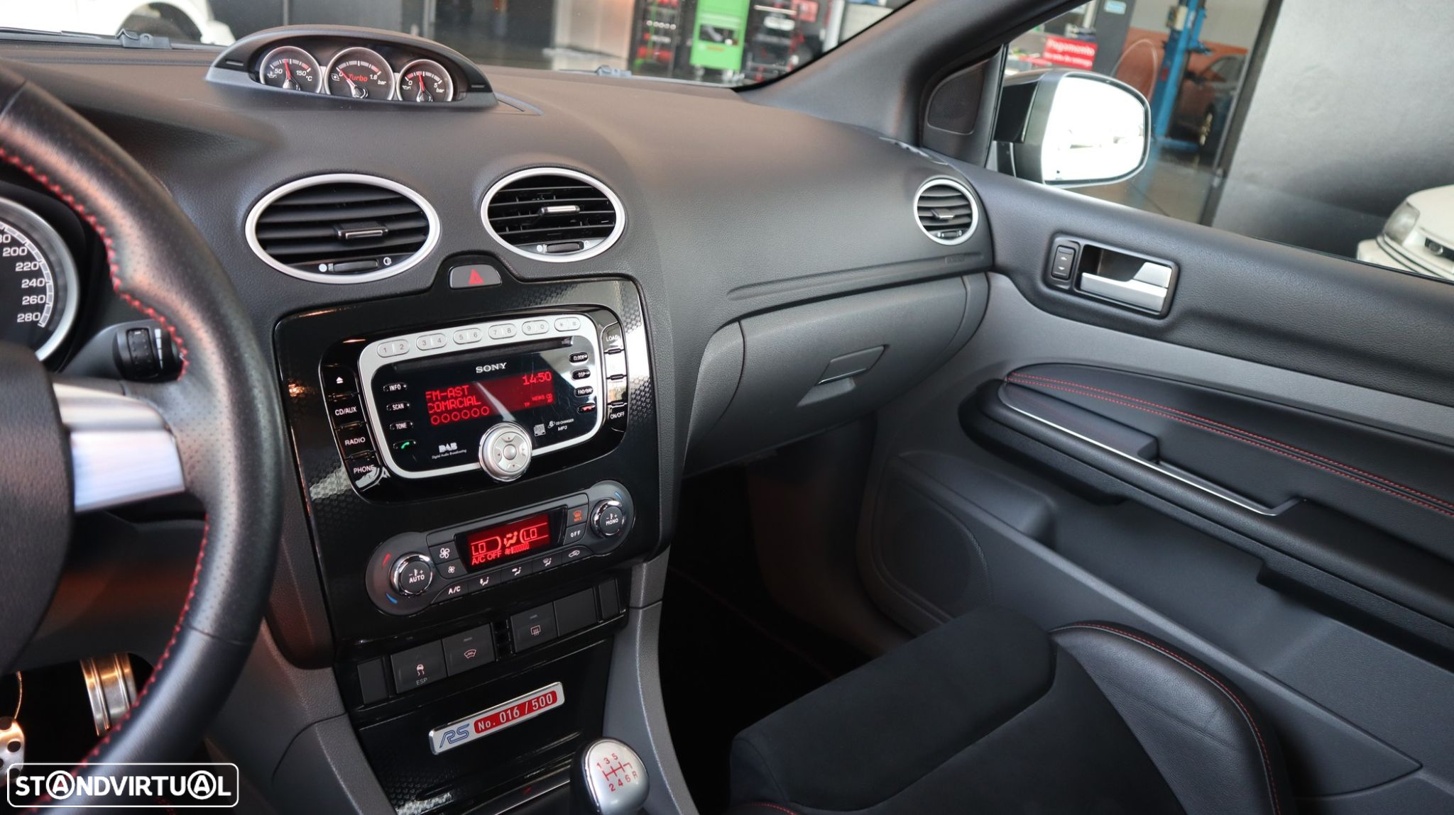 Ford Focus - 29