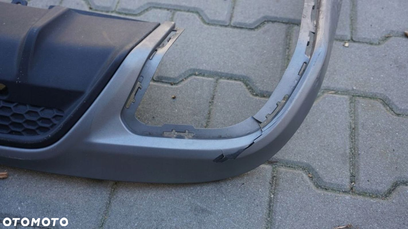 VOLVO S60 V60 Lift R-DESIGN LISTWA DYFUZOR TYLNEGO ZDERZAKA - 2