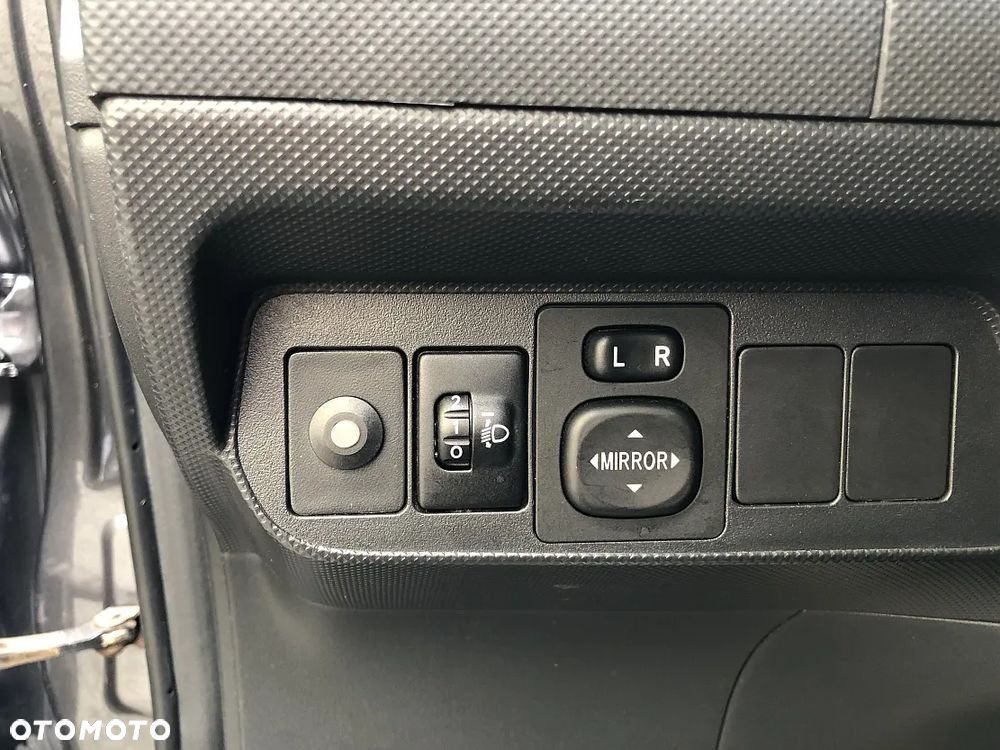 Toyota Auris - 18