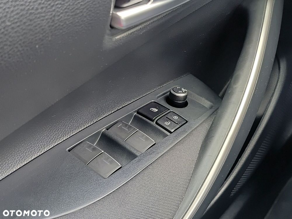 Toyota Corolla - 19