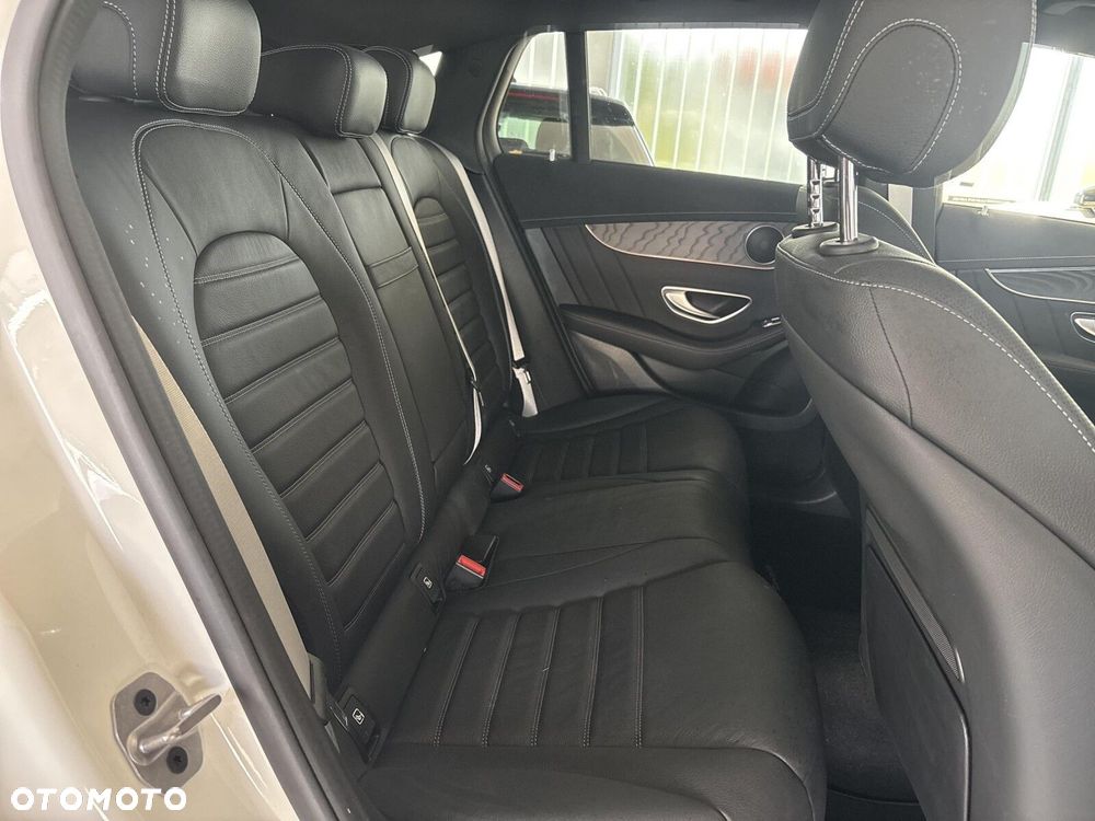 Mercedes-Benz EQC - 21