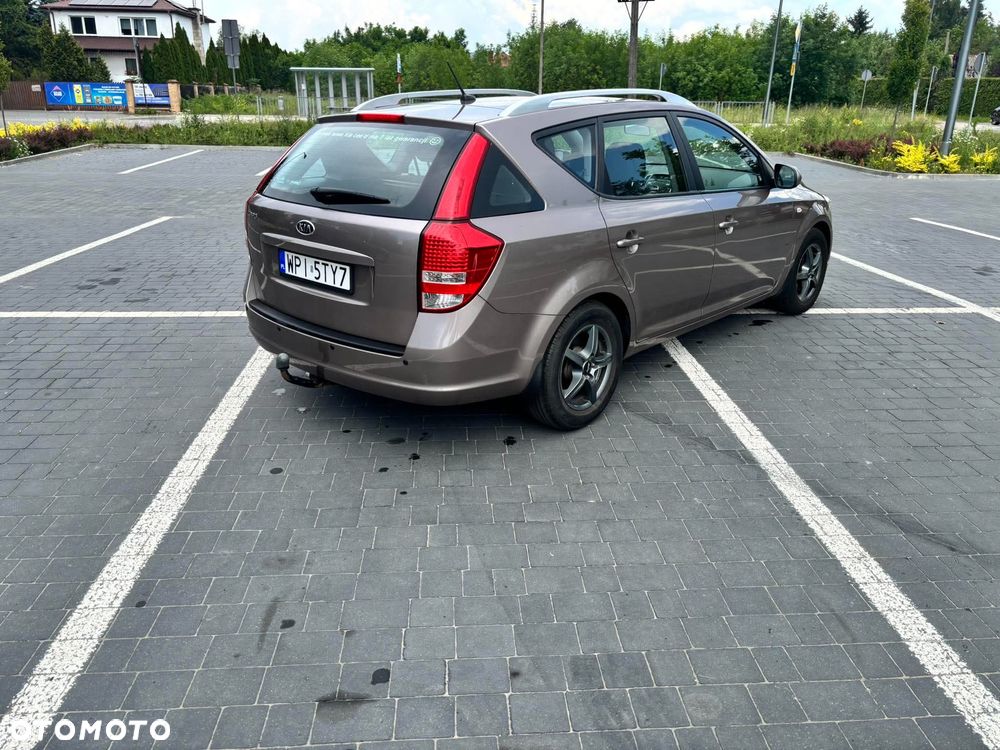 Kia Ceed 1.6 Comfort - 36