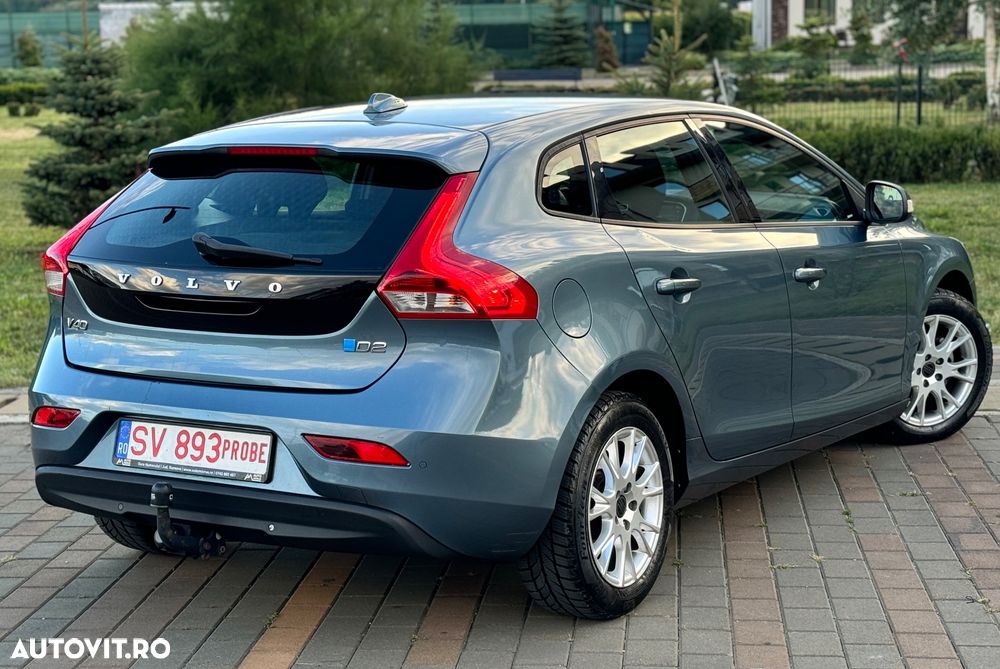 Volvo V40 D2 You - 3