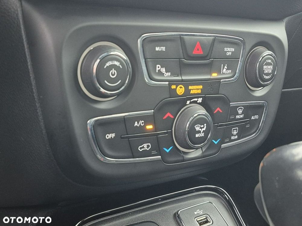 Jeep Compass - 17
