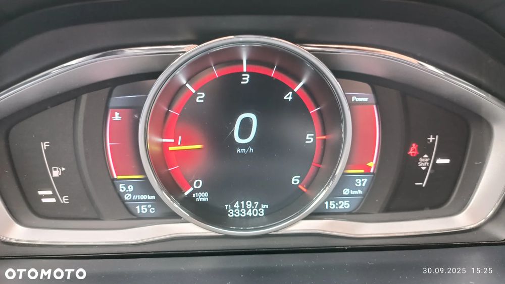 Volvo S60 D2 R-Design Momentum - 10