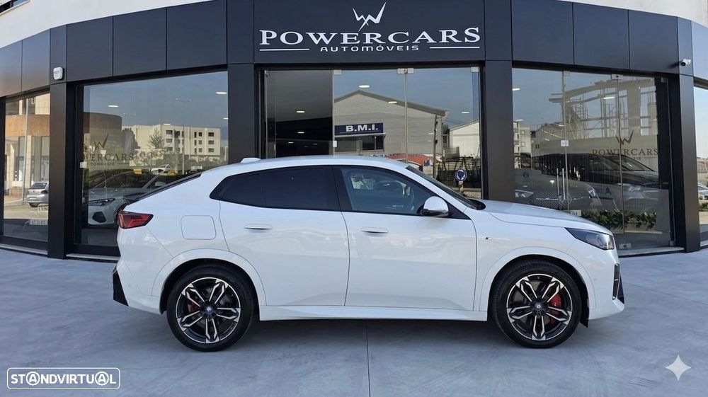 BMW iX2 eDrive20 Pack Desportivo M Pro - 5